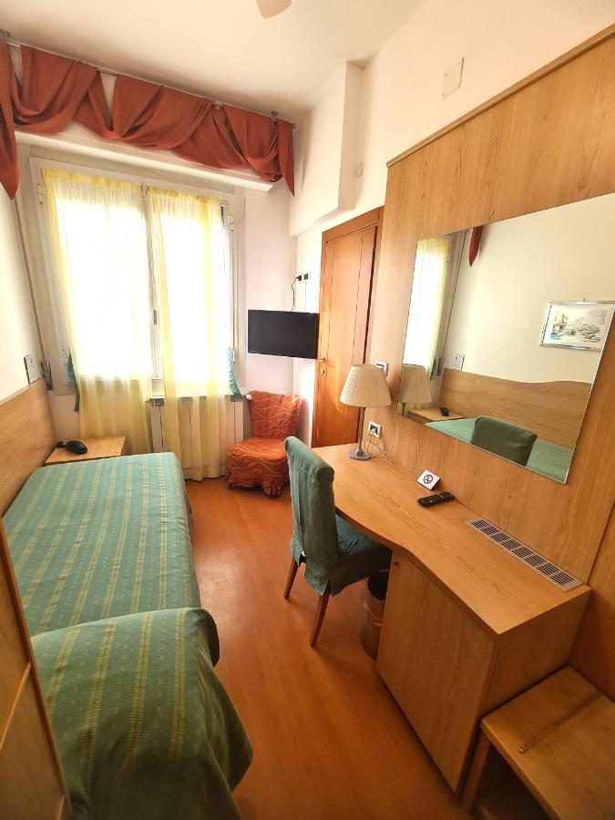 Hotel Zurigo Varazze Esterno foto