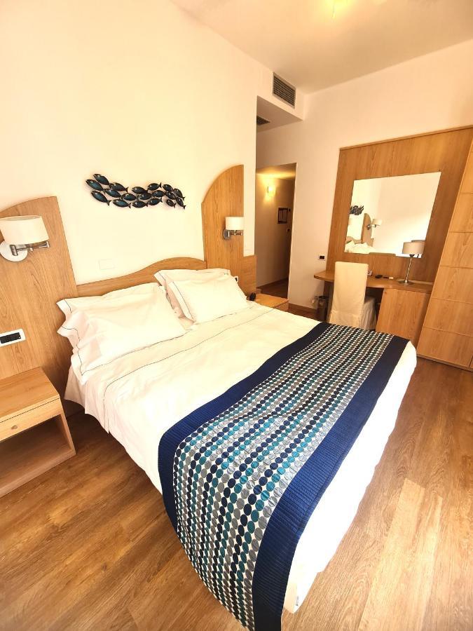 Hotel Zurigo Varazze Esterno foto