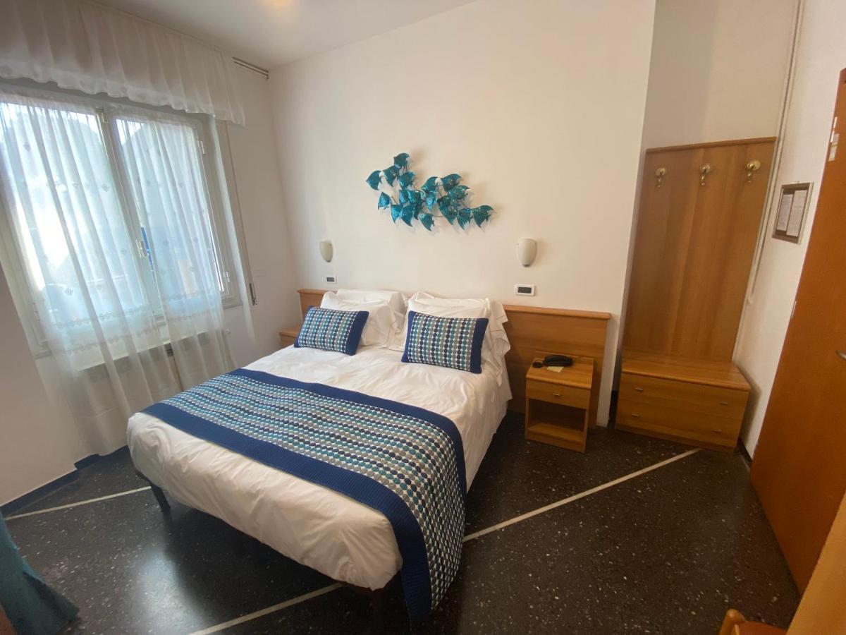 Hotel Zurigo Varazze Esterno foto