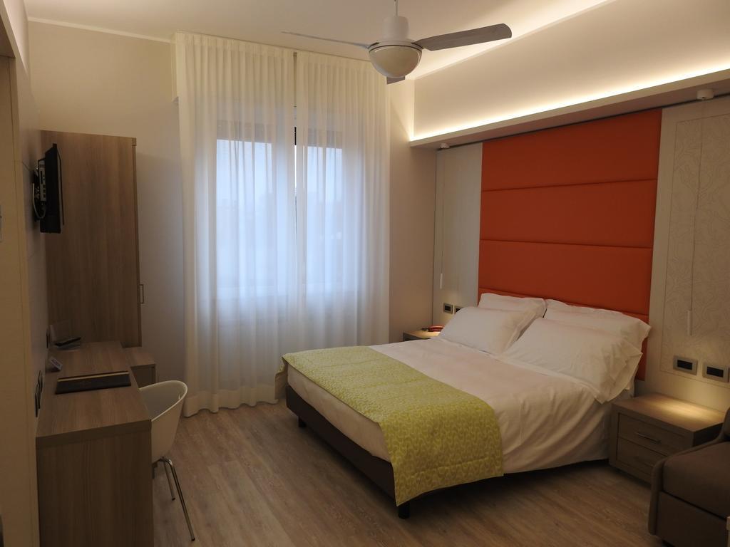 Hotel Zurigo Varazze Esterno foto