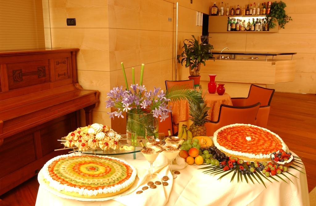 Hotel Zurigo Varazze Esterno foto