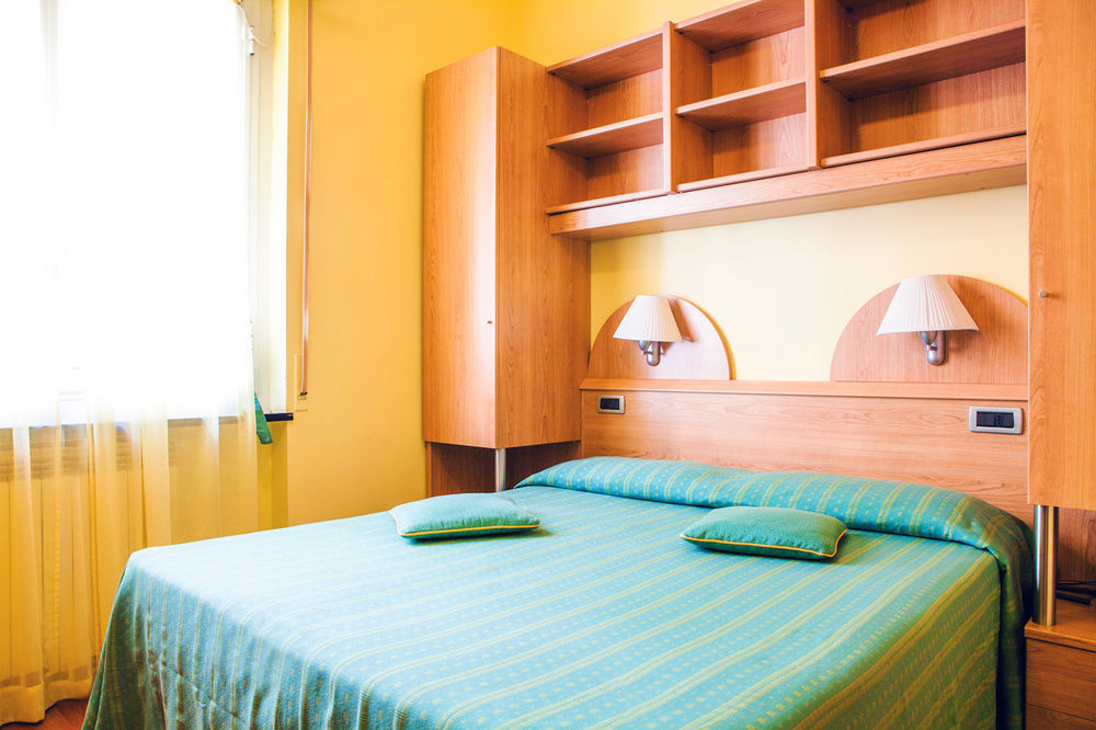 Hotel Zurigo Varazze Esterno foto